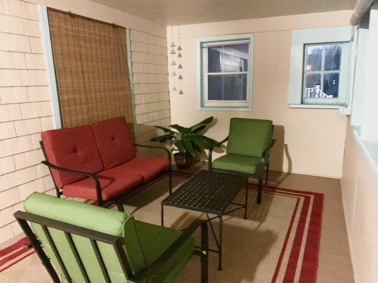 Newly Renovated 2 Bedroom Downtown Apt, Family Getaway. Montclair Exterior foto