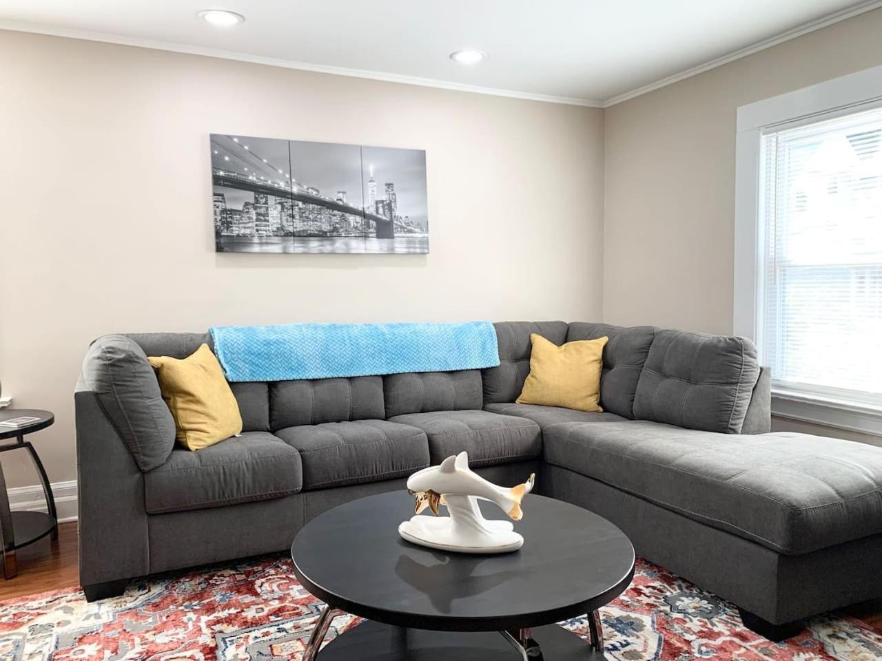 Newly Renovated 2 Bedroom Downtown Apt, Family Getaway. Montclair Exterior foto